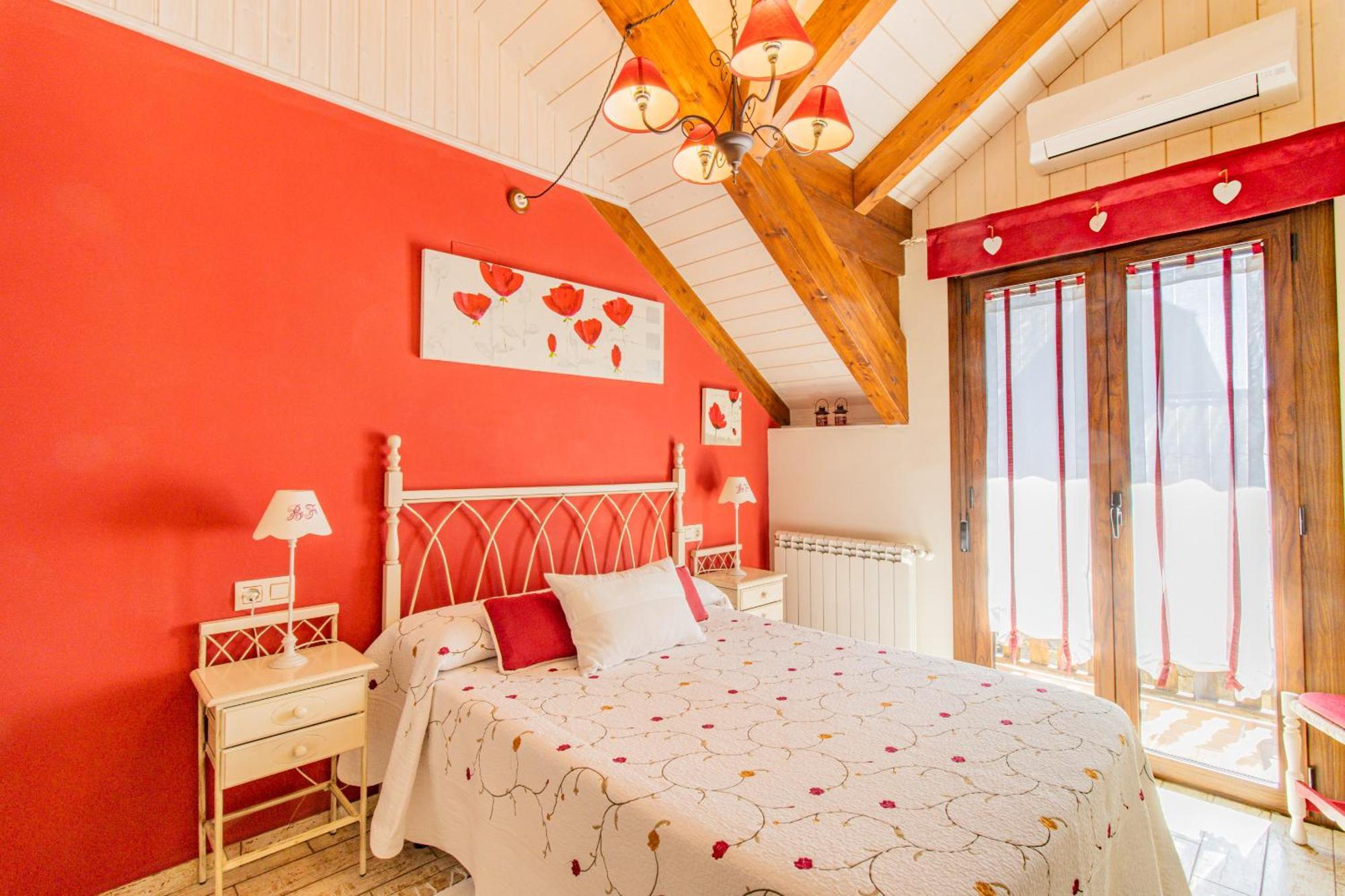 בית הארחה Senegüé 	Casa El Pajar I Y II מראה חיצוני תמונה