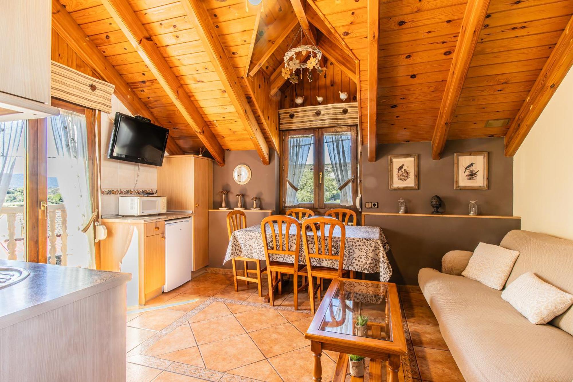 בית הארחה Senegüé 	Casa El Pajar I Y II מראה חיצוני תמונה